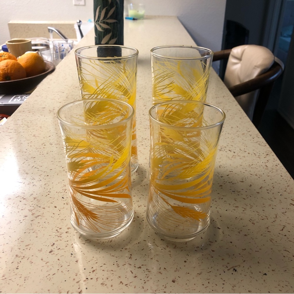 Vintage Set Golden Wheat Pattern Glasses Tumblers - Picture 2 of 3